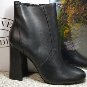 Steve Madden Women's Trix Square-Toe Leather Booties - Black (Various Size)